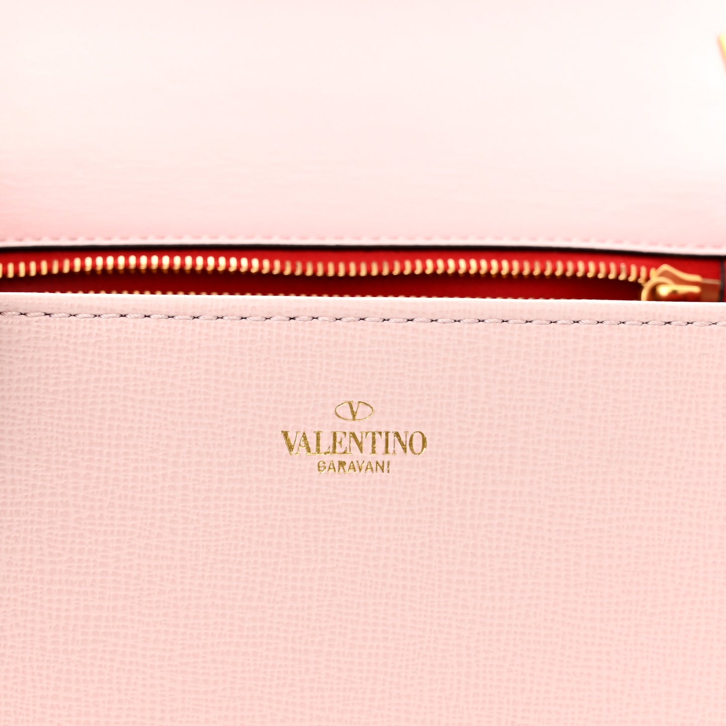 Grainy Calfskin VLogo Stud Sign Shoulder Bag Rose Quartz