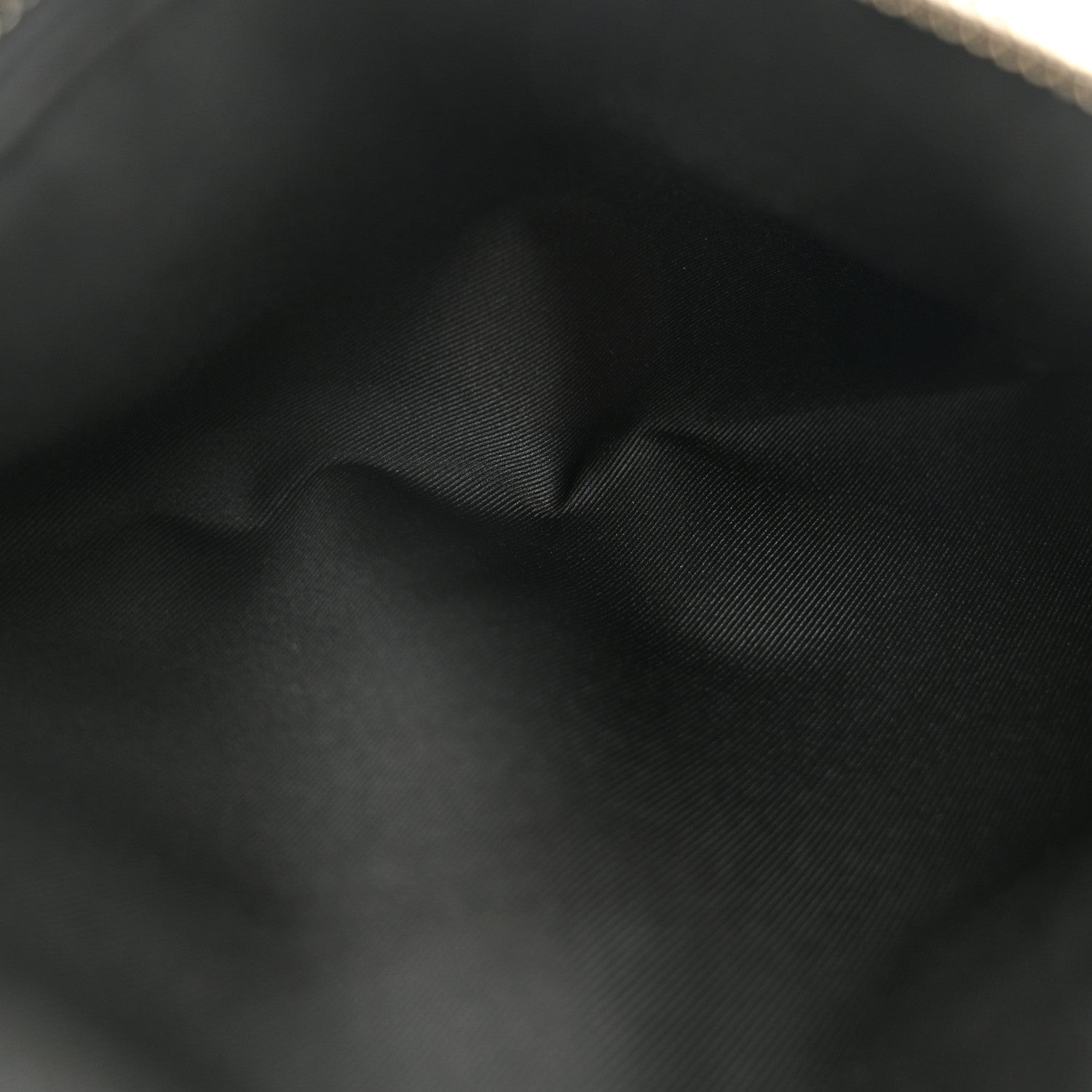 Louis Vuitton Taigarama Duo Slingbag Lemon Yellow 5 of 10