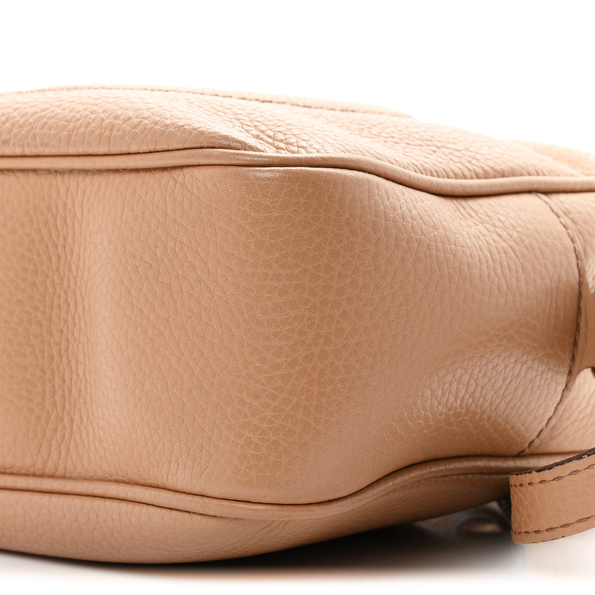 Gucci Pebbled Calfskin Small Soho Disco Bag Camelia 9 of 10