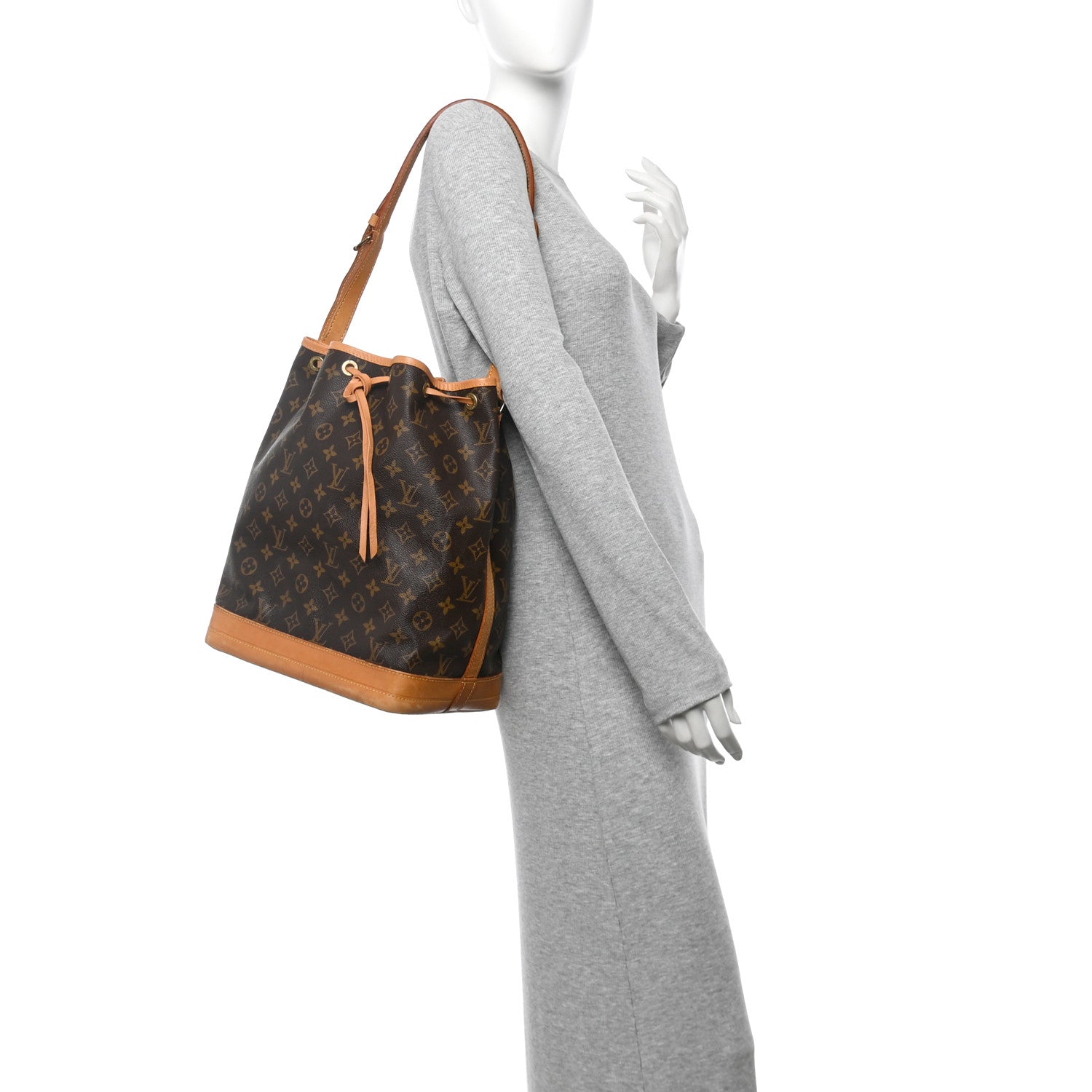Louis Vuitton Monogram Noe 2 of 13