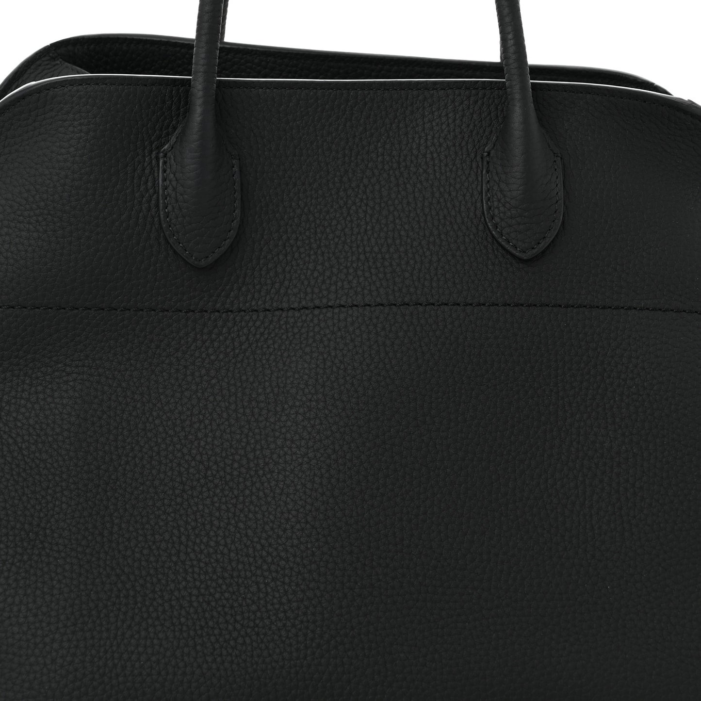 Matte Grained Calfskin Soft Margaux 15 Black