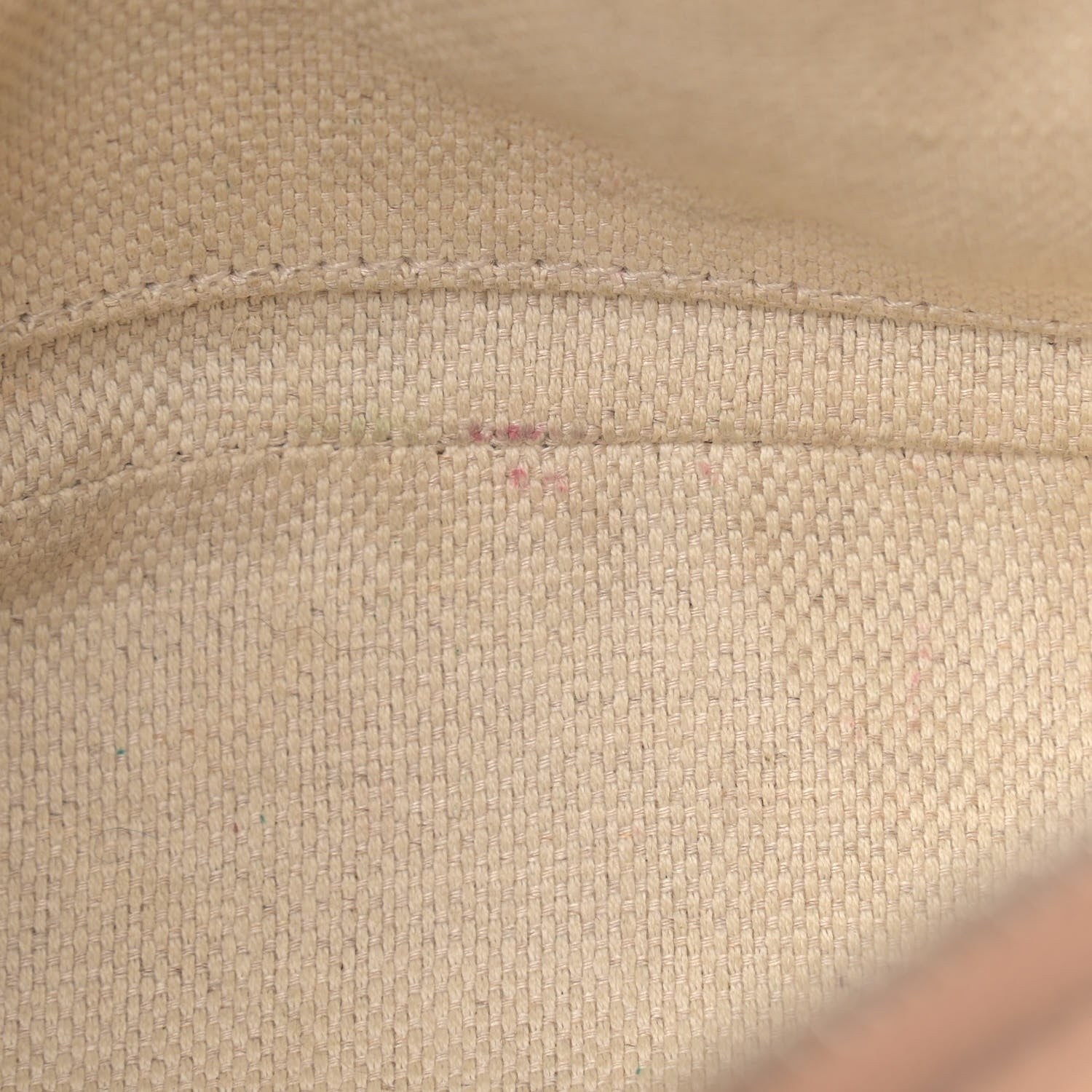 Gucci Pebbled Calfskin Small Soho Disco Bag Camelia 19 of 19