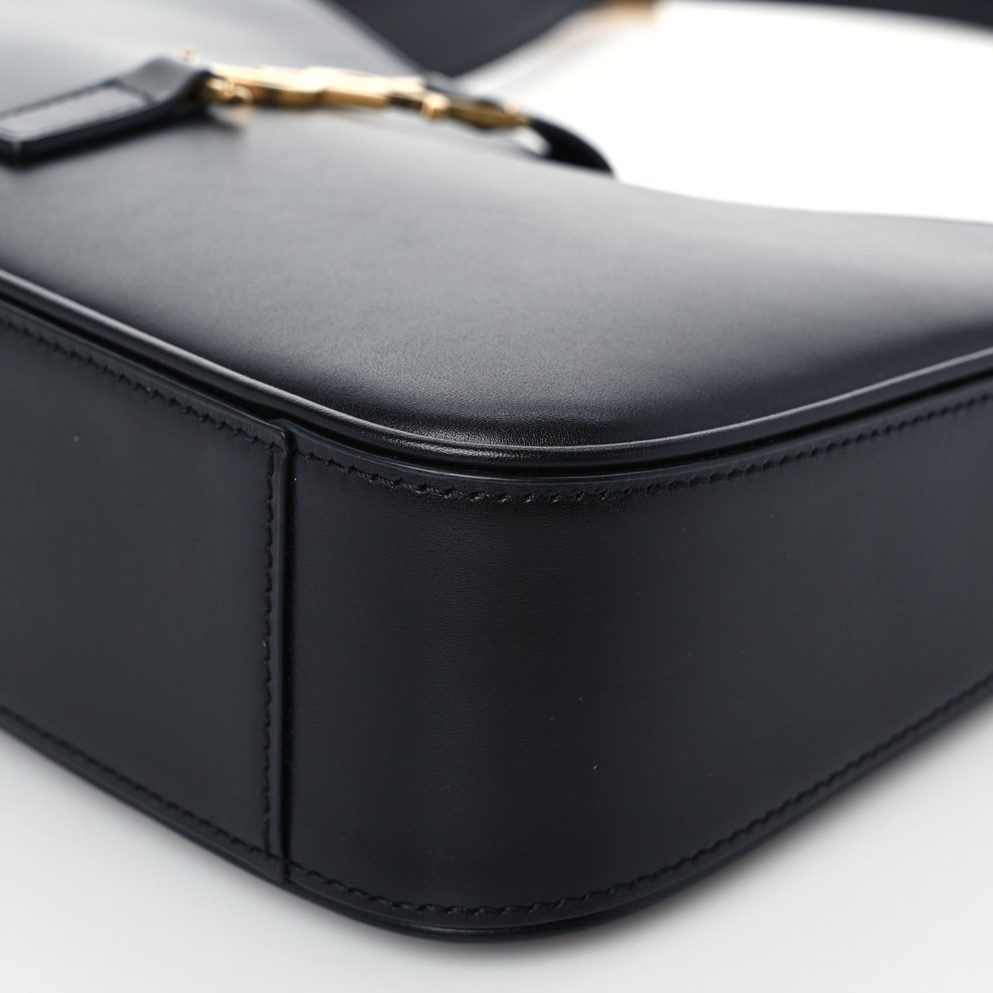 Smooth Calfskin Le 5 A 7 Hobo Black