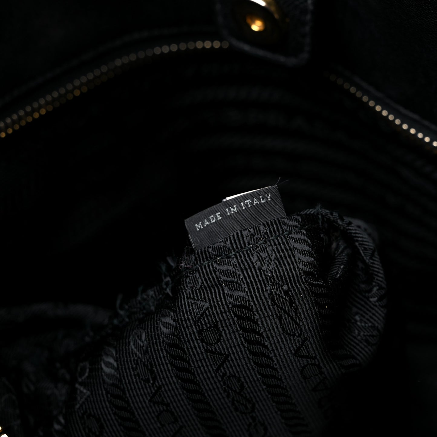 Tessuto Nylon Gaufre Drawstring Tote Black