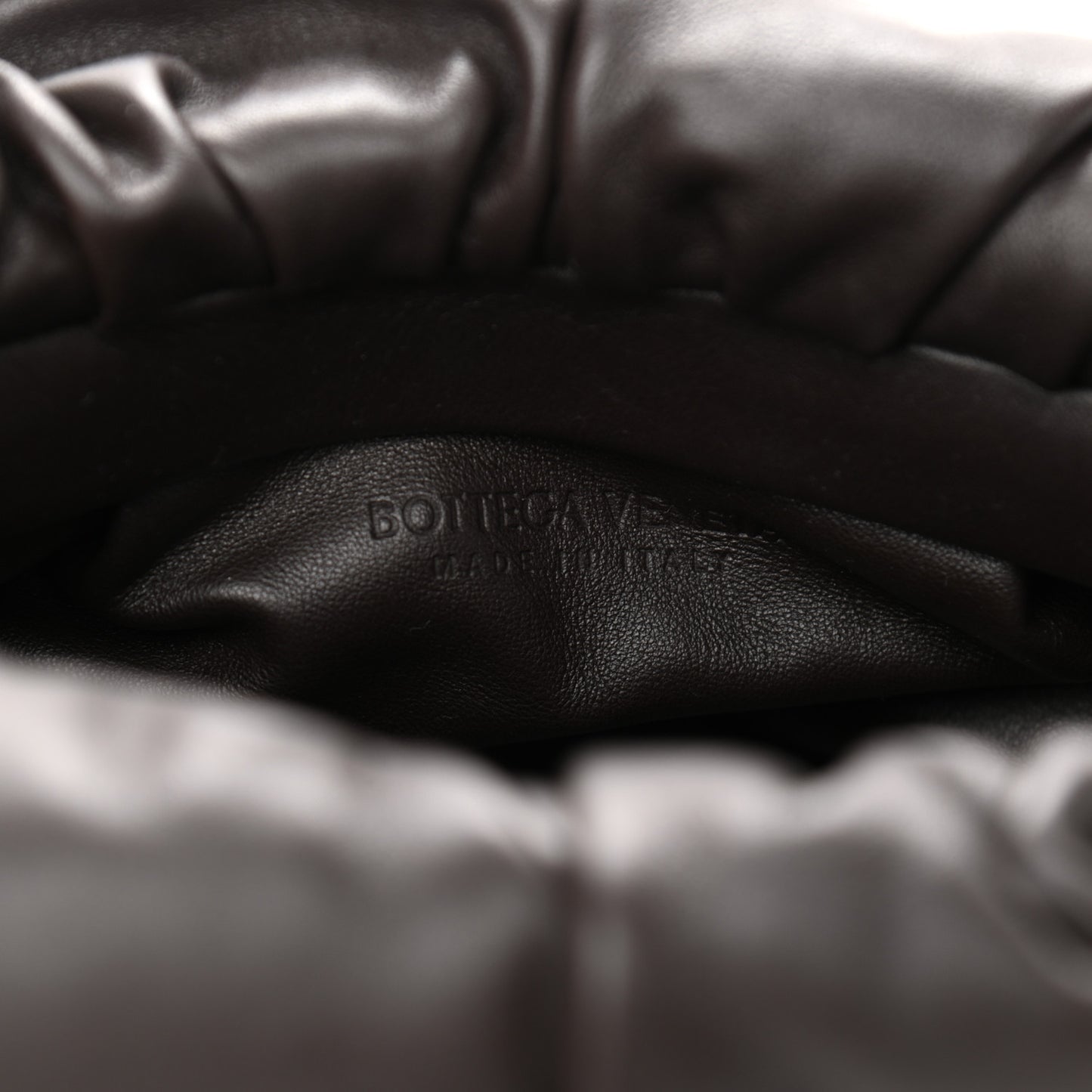 Calfskin The Pouch Chain Fondant