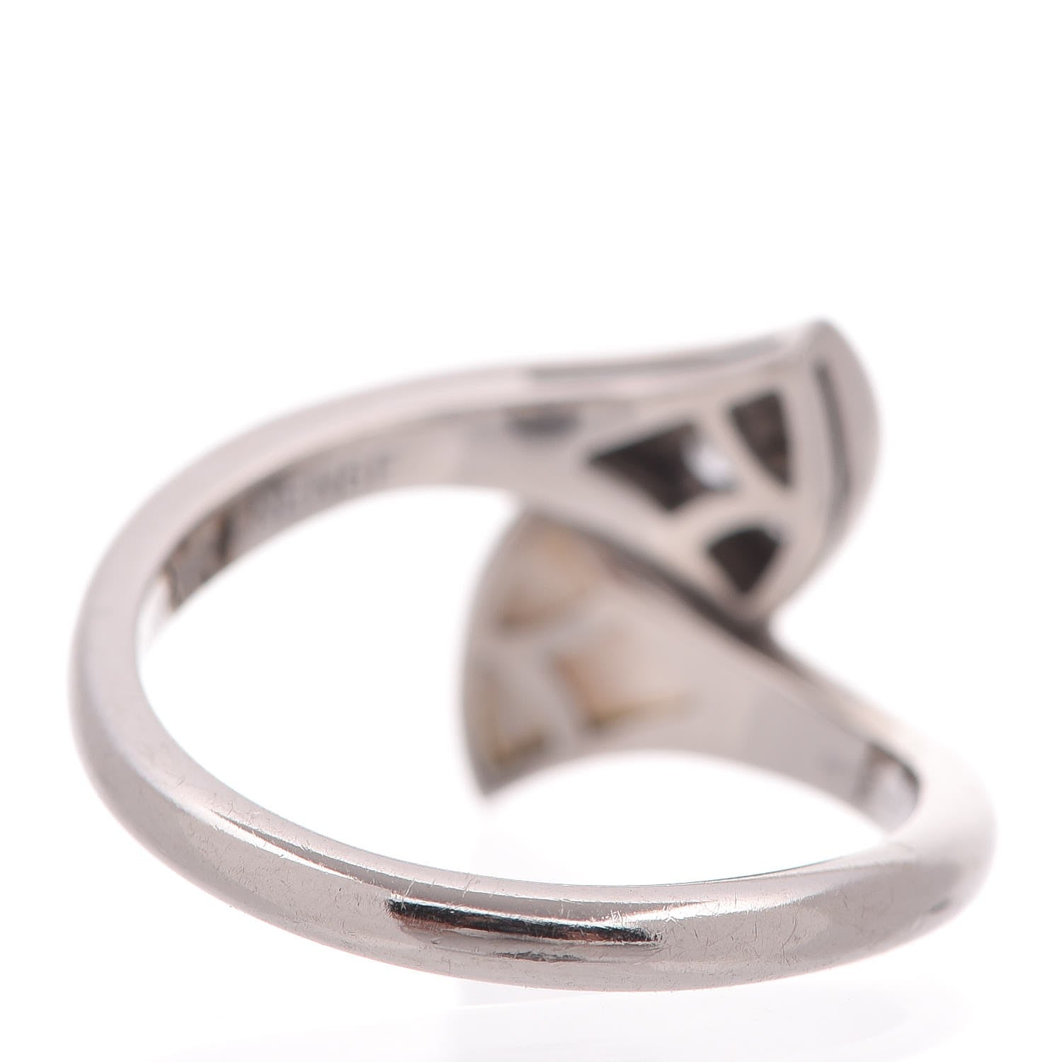 Bulgari 18K White Gold Diamond Mother of Pearl Dream Ring 4 of 6