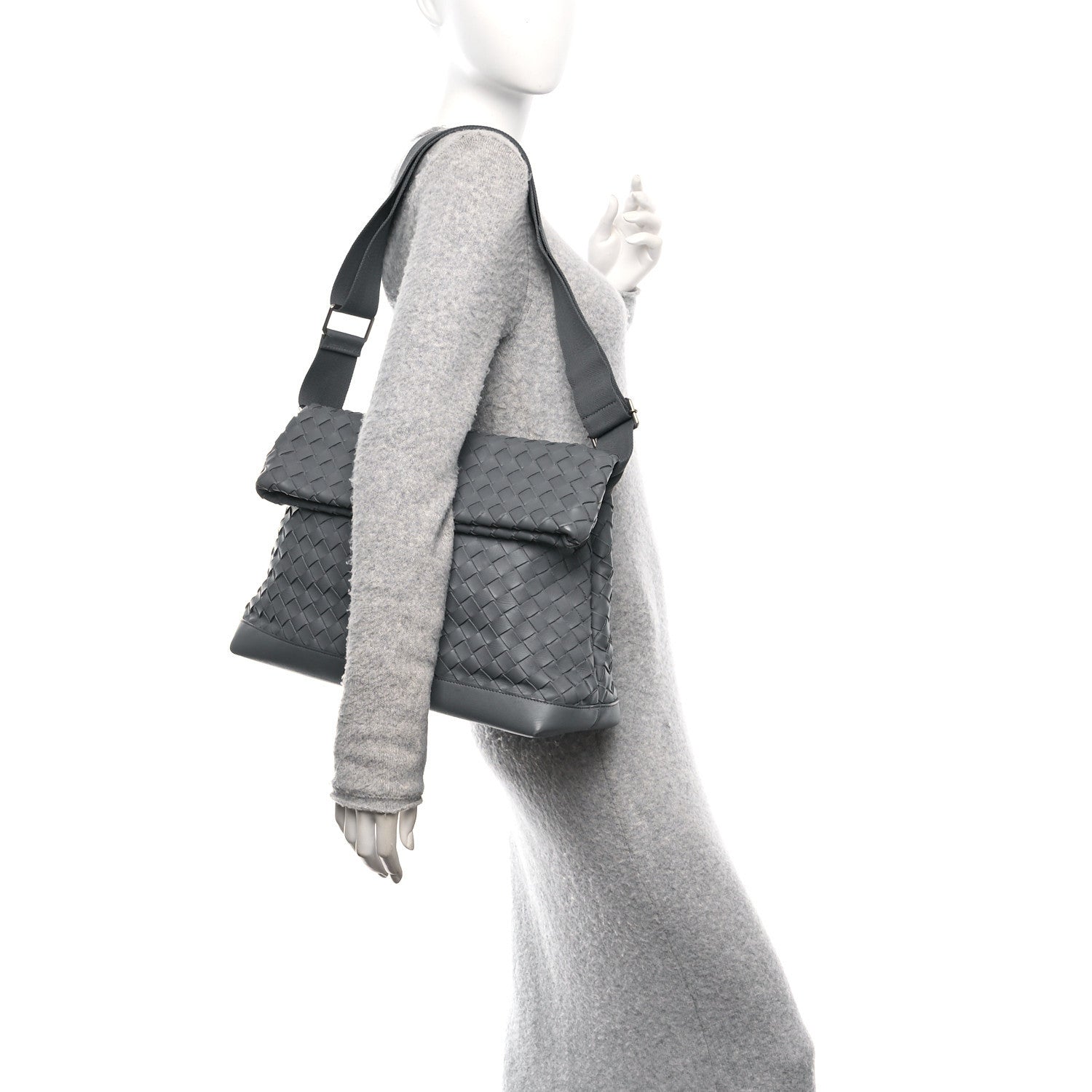 Bottega Veneta Nappa Intrecciato Large Fold Crossbody Messenger Thunder 2 of 11