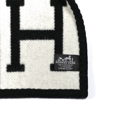 Hermes Wool Cashmere Avalon III Blanket Ecru Black 3 of 3