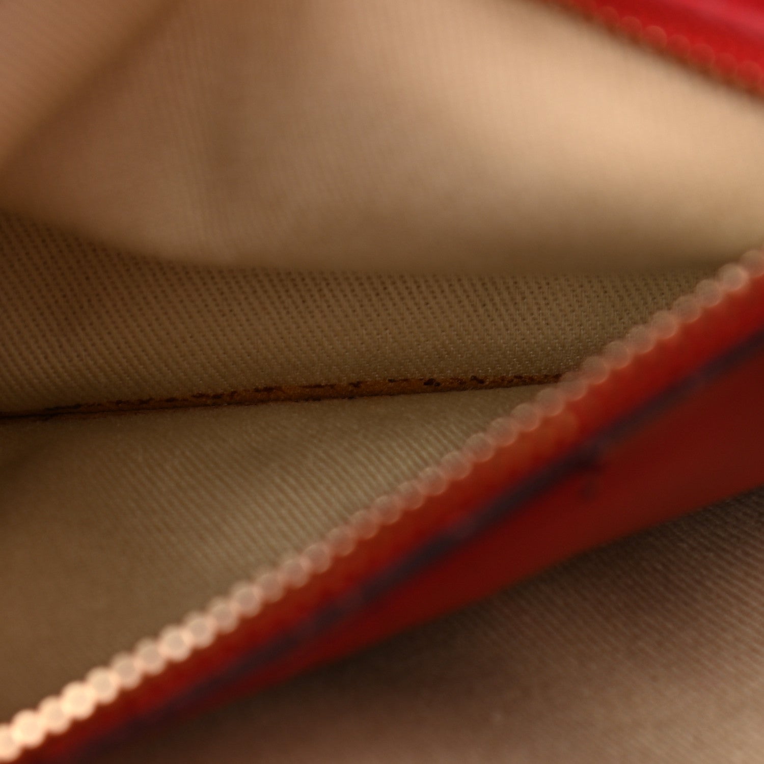 Valentino Garavani Vitello Small Rockstud Tote Rosso Valentino 10 of 10