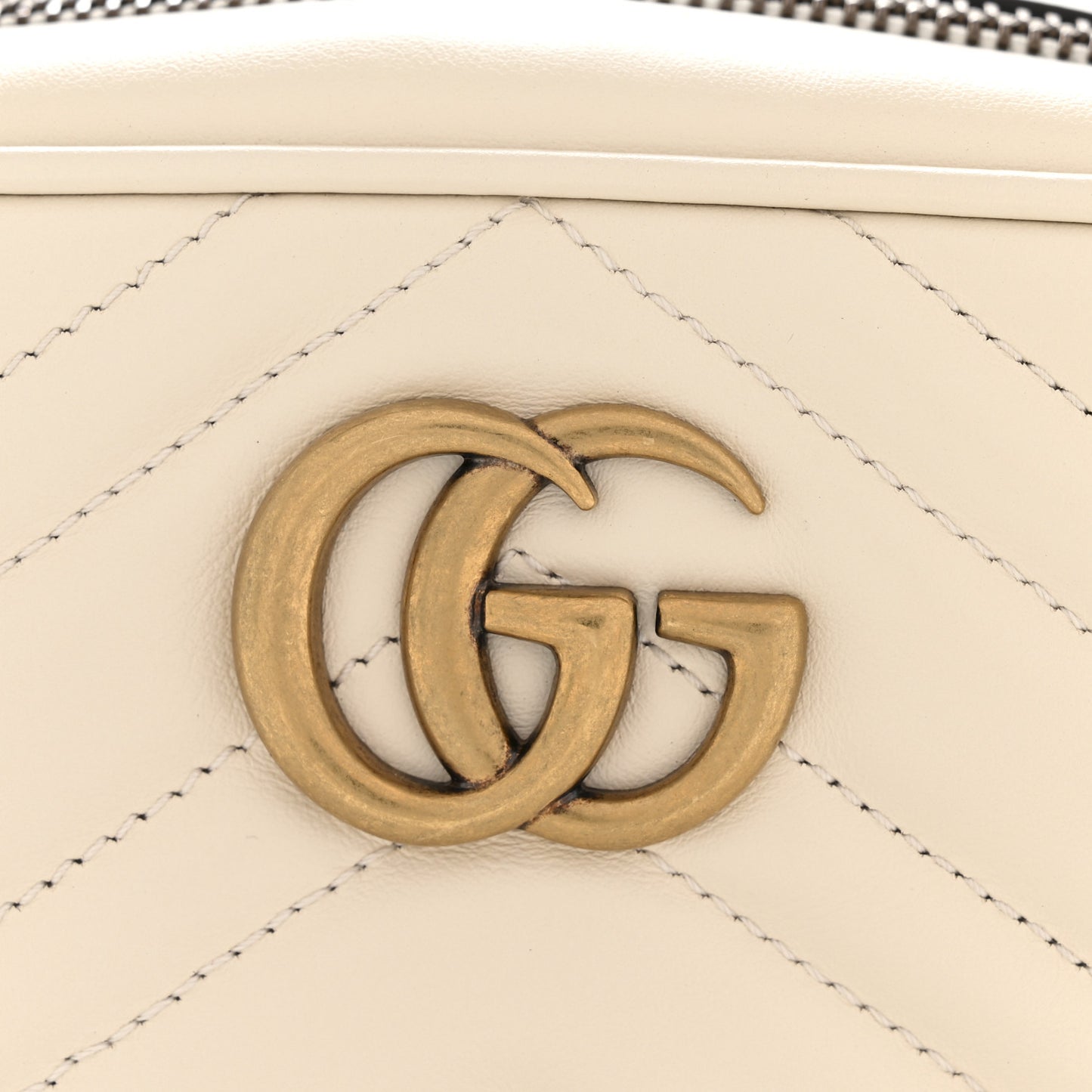 Calfskin Matelasse Mini GG Marmont Chain Shoulder Bag White