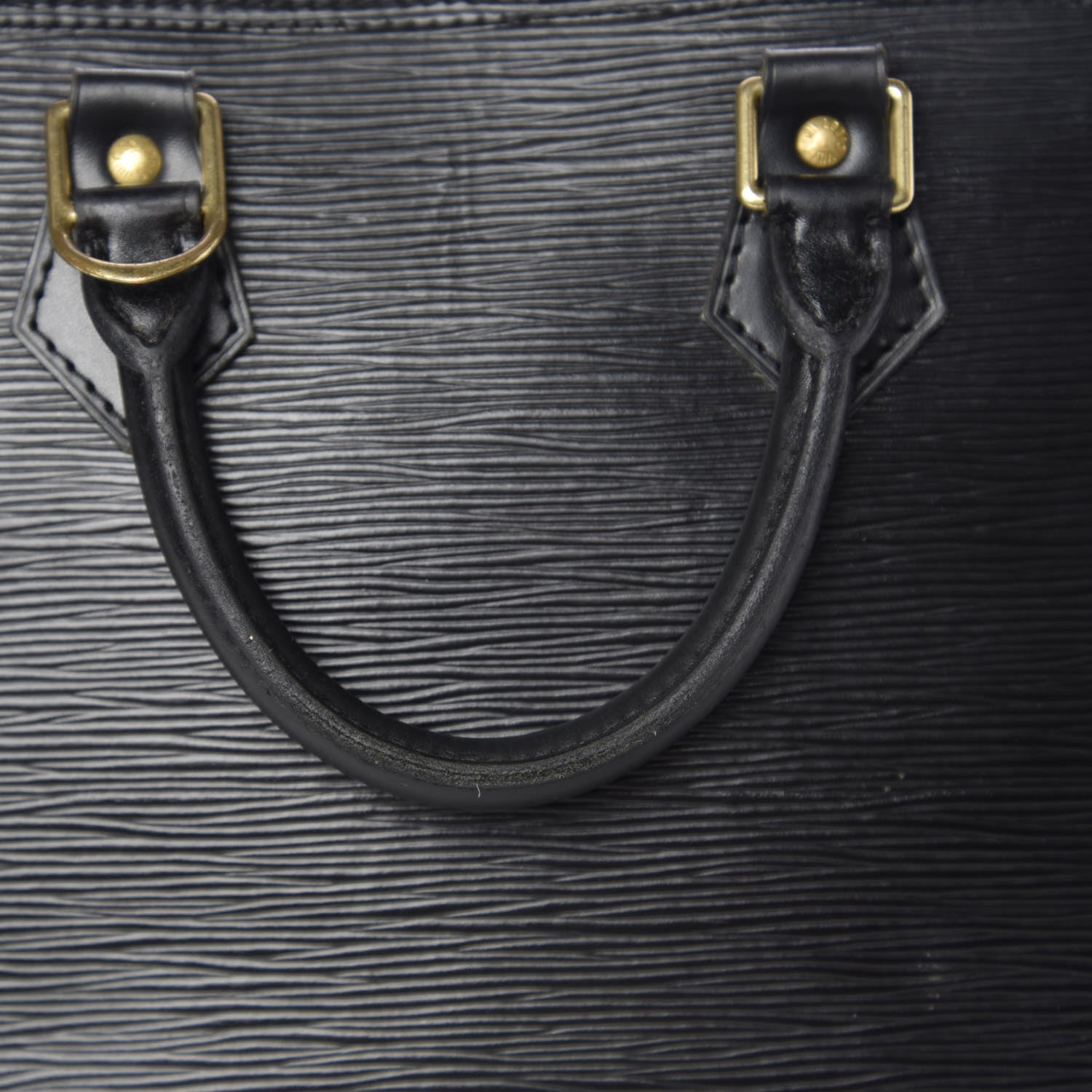 Louis Vuitton Epi Alma PM Black 13 of 18
