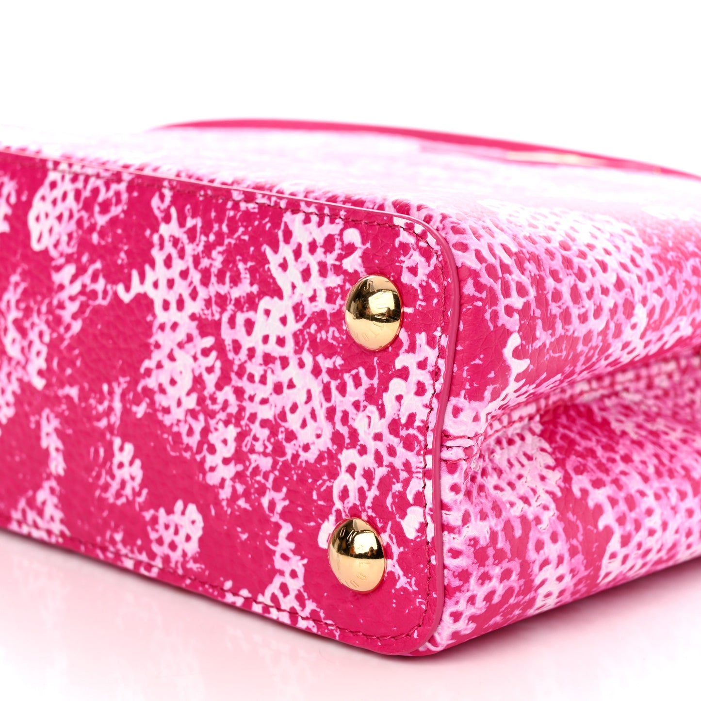 LV X YK Taurillon Infinity Net Capucines BB Fuchsia