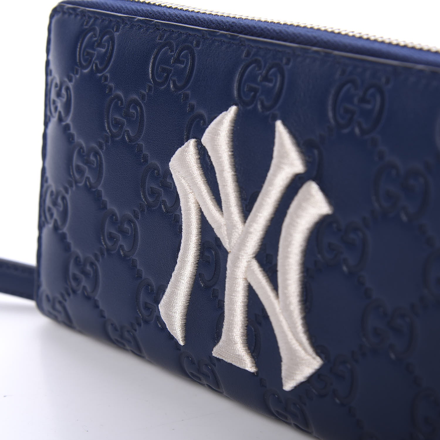 Gucci X MLB Guccissima Signature NY Yankees Embroidered Zip Around Wallet Royale Ivory 8 of 9