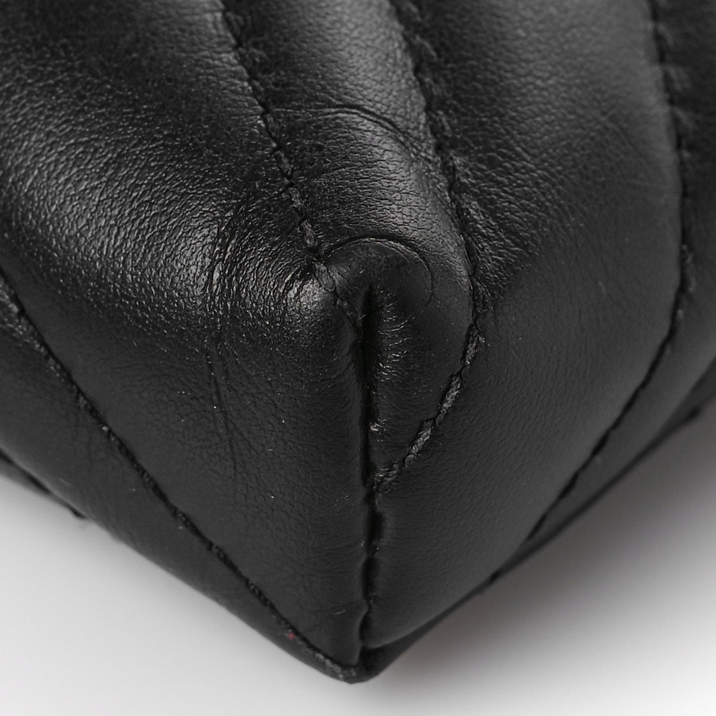 Calfskin Matelasse Mini GG Marmont Crossbody Bag Black