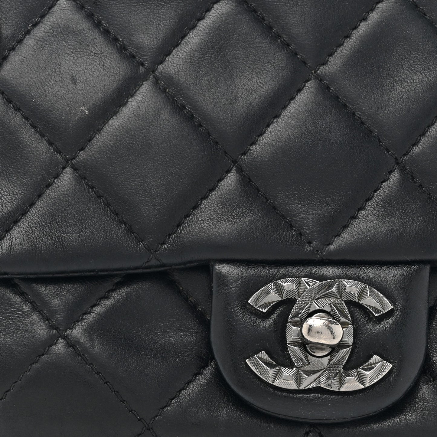 Lambskin Quilted Mineral Nights Flap Wristlet Black