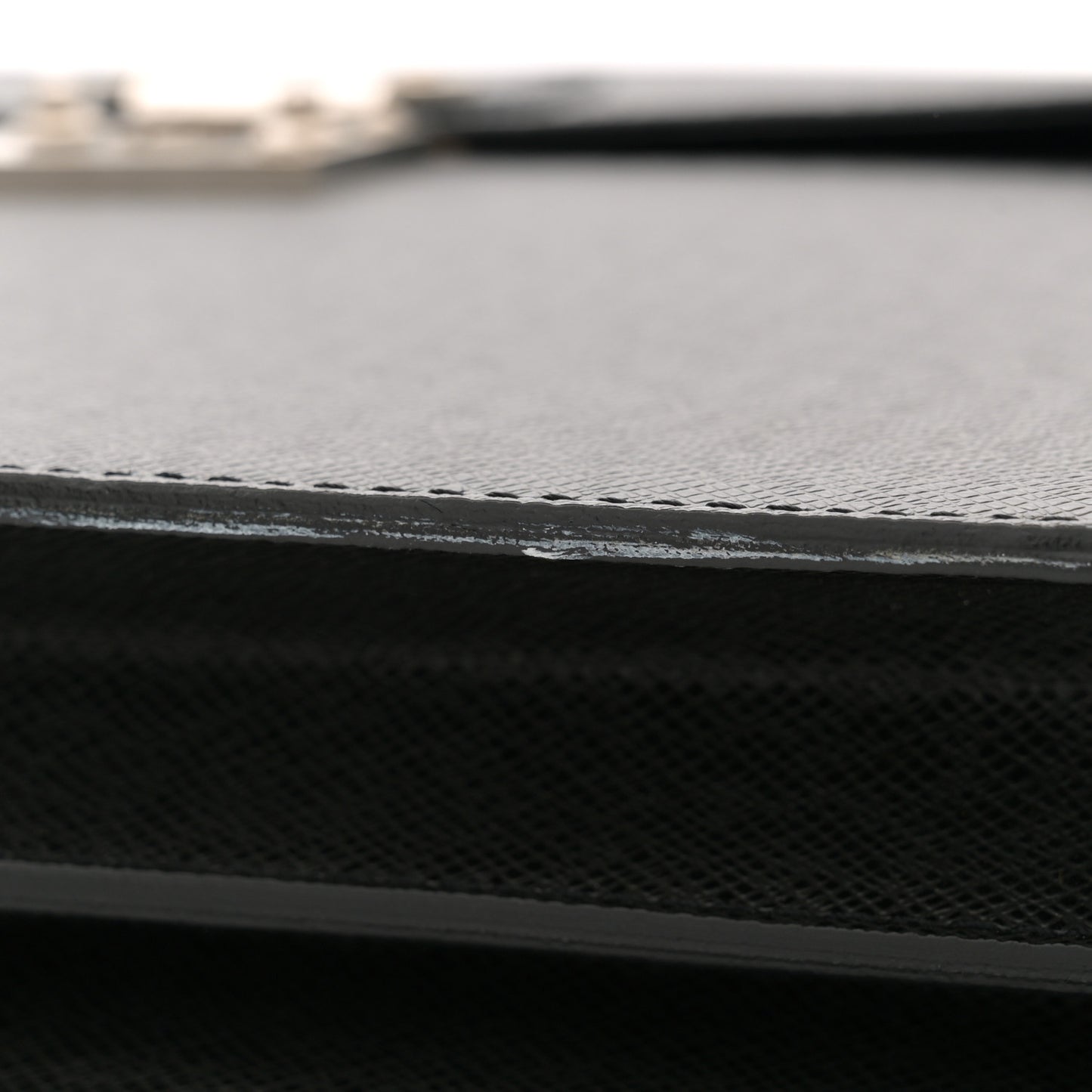 Taiga Neo Robusto 2 Compartment Briefcase Black