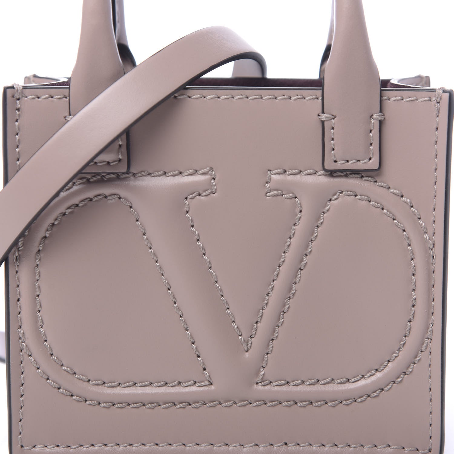 Valentino Garavani Calfskin Mini Vlogo Signature Pouch Poudre 9 of 10