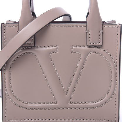 Valentino Garavani Calfskin Mini Vlogo Signature Pouch Poudre 9 of 10