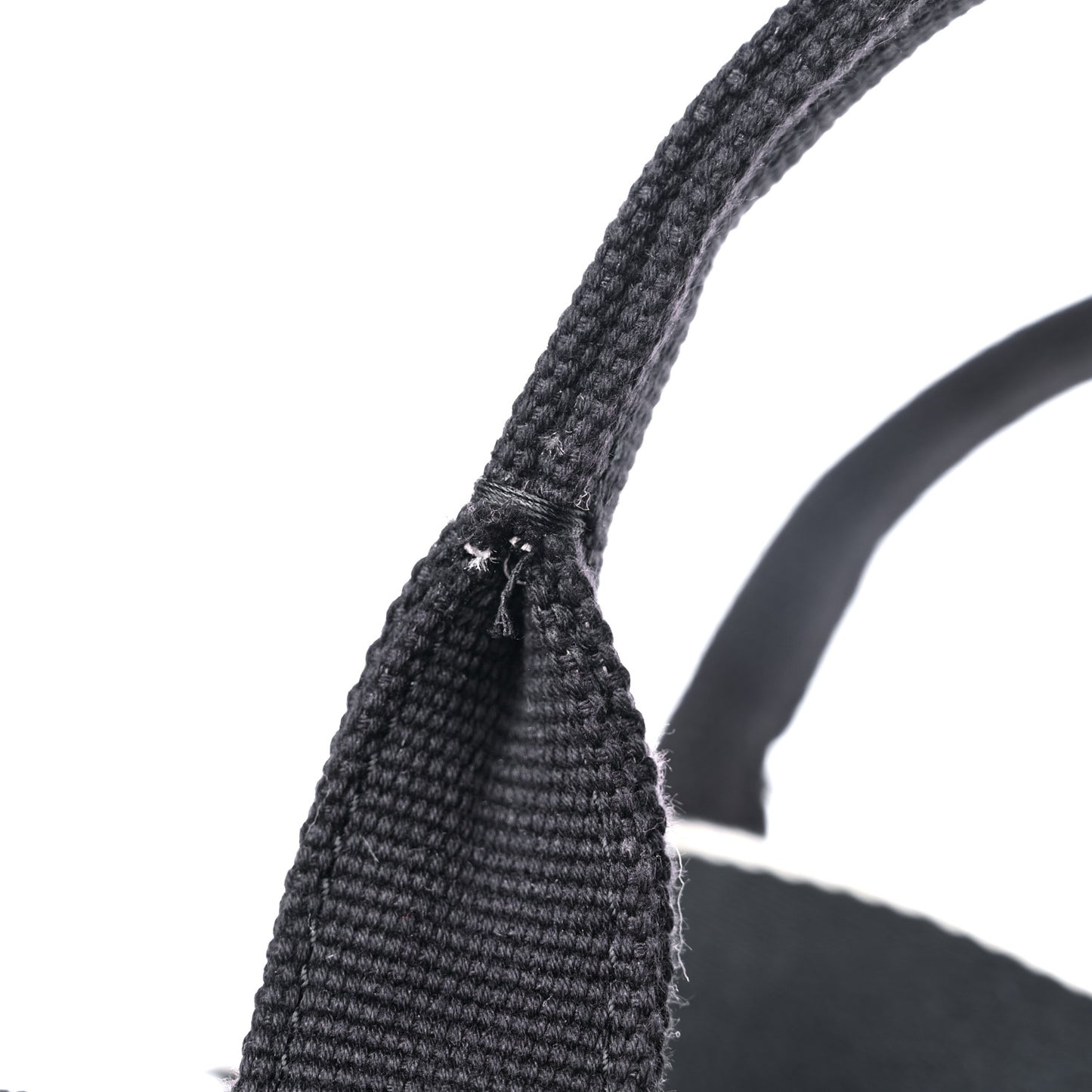 Jacquard Medium The Tote Bag Black