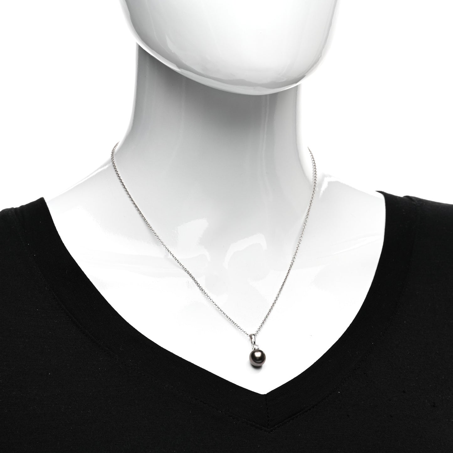 18K White Gold Diamond Black South Sea Pearl 9mm Pendant Necklace