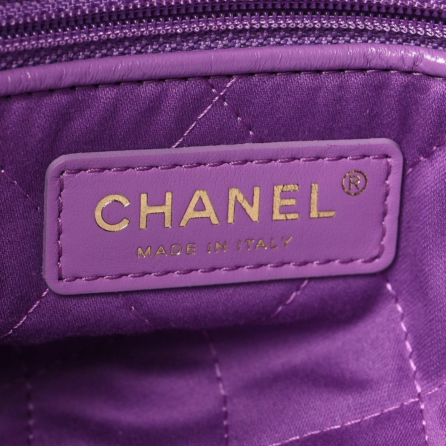 Shiny Calfskin Quilted Chanel 22 Purple