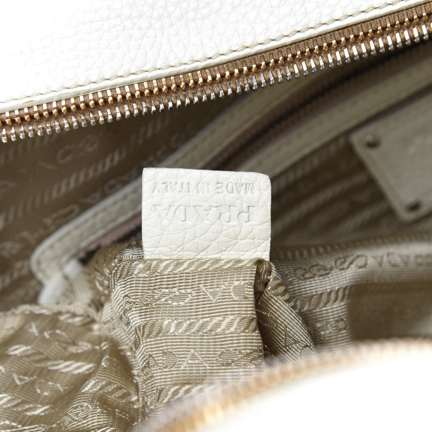Vitello Daino Satchel Bianco