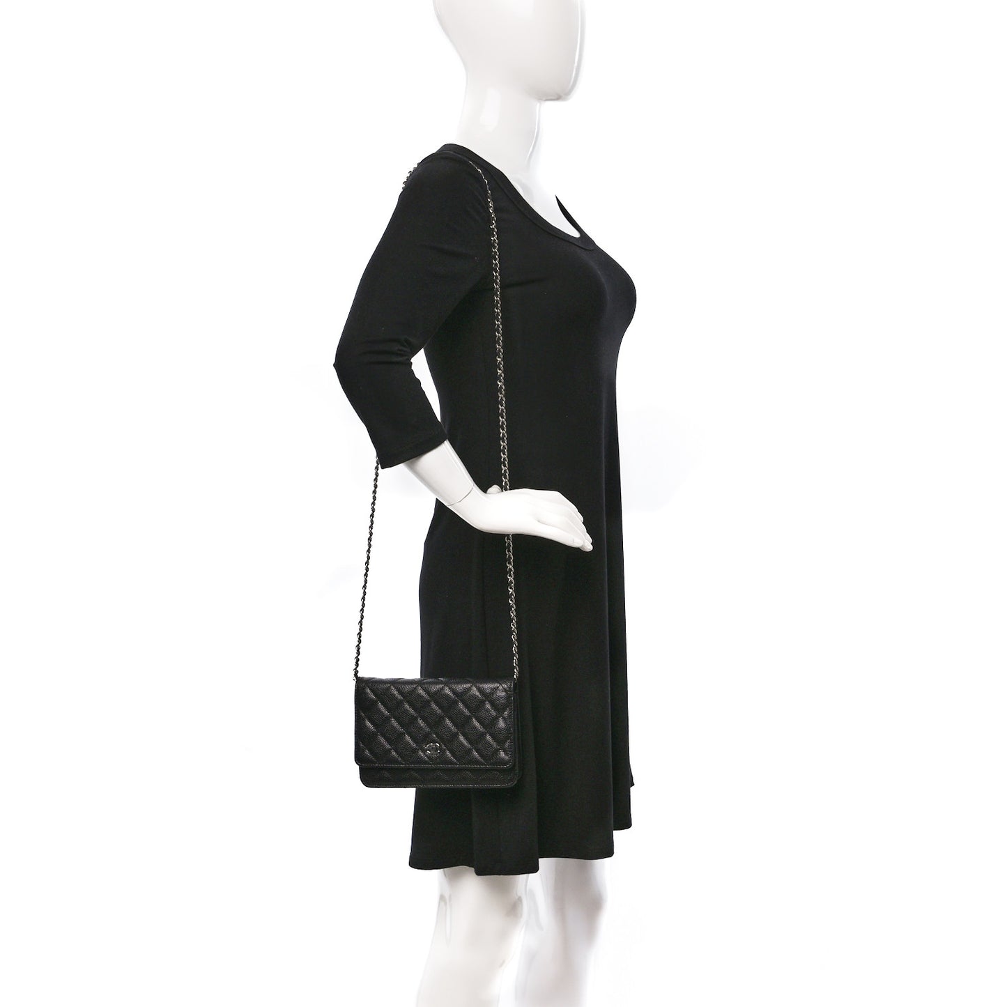 Caviar Quilted Wallet on Chain WOC Black