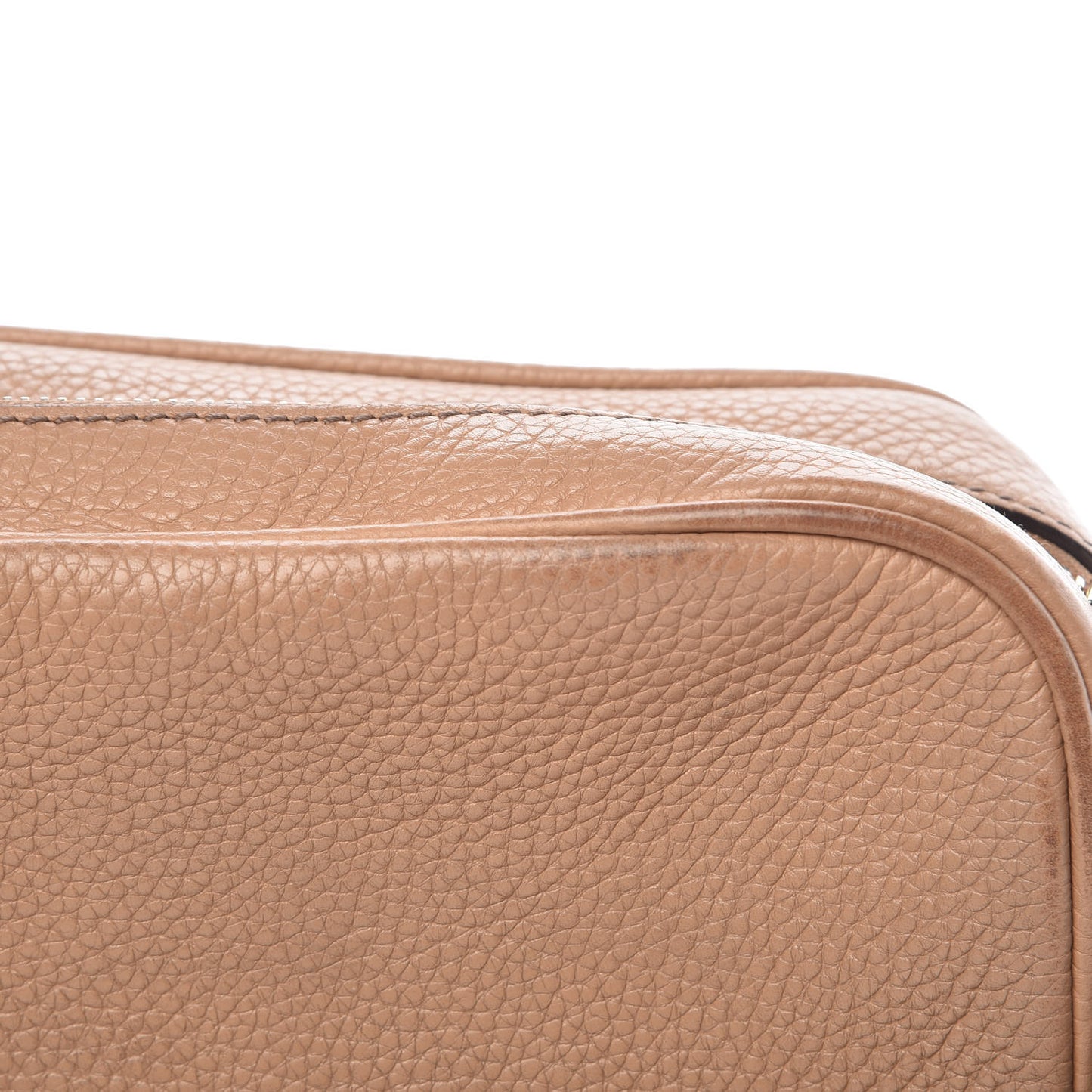 Pebbled Calfskin Small Soho Disco Bag Camelia