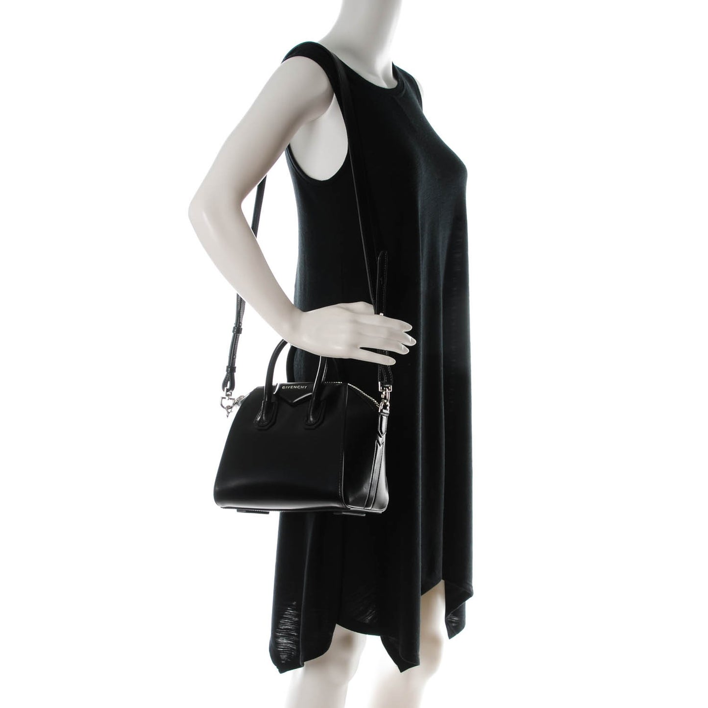 Shiny Lord Calfskin Mini Antigona Black