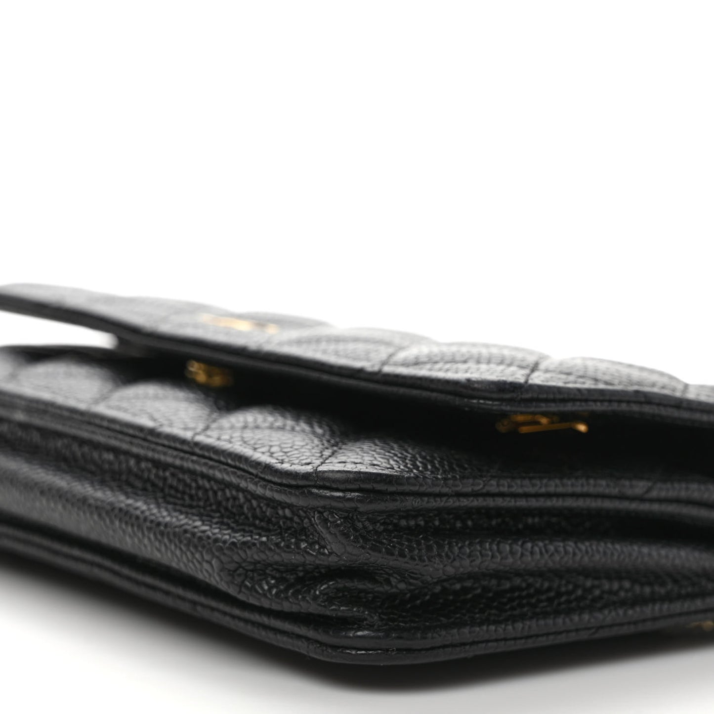 Caviar Quilted Wallet on Chain WOC Black
