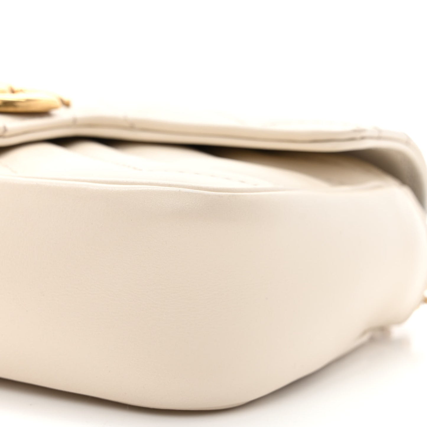 Calfskin Matelasse Super Mini GG Marmont Shoulder Bag White