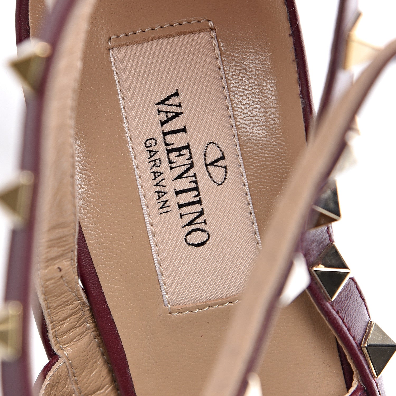 Valentino Garavani Pebbled Calfskin Rockstud Ankle Strap Pumps 39.5 Rubin 7 of 7