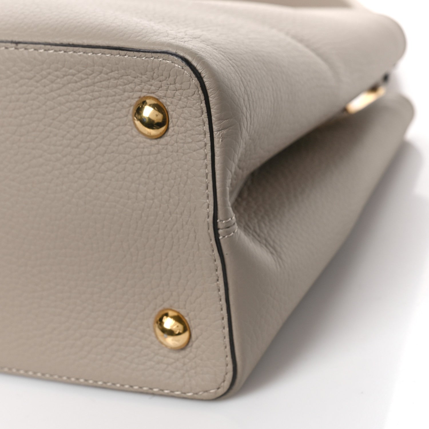 Louis Vuitton Taurillon Capucines MM Galet 8 of 8