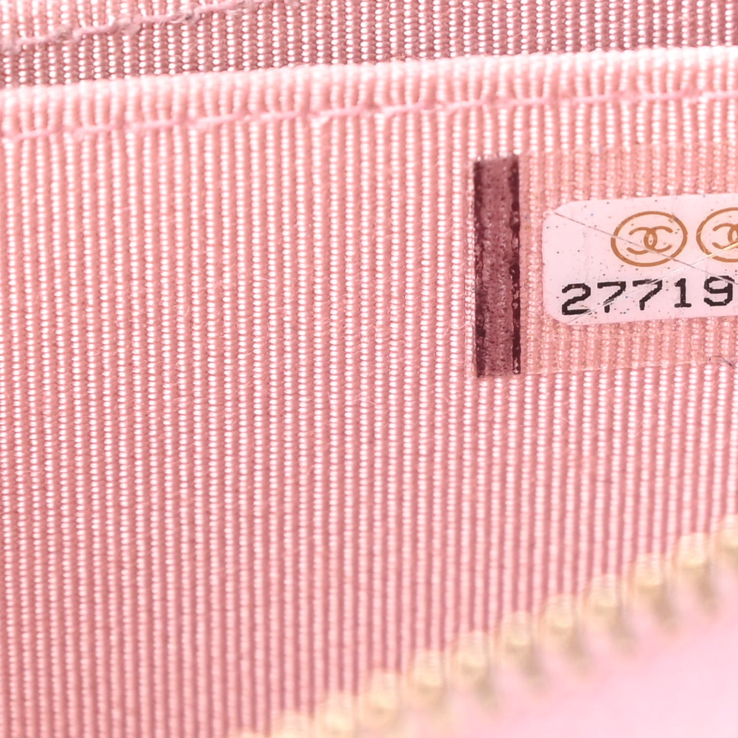 Iridescent Caviar Quilted Zip Coin Purse Pink