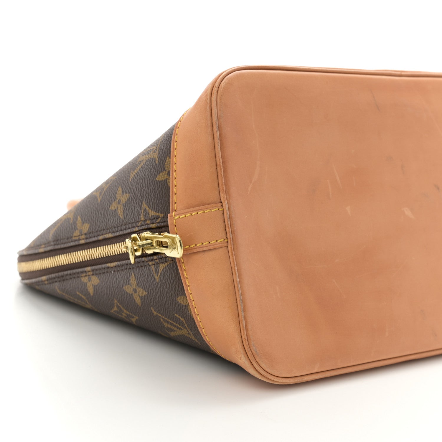 Louis Vuitton Monogram Alma MM 8 of 10