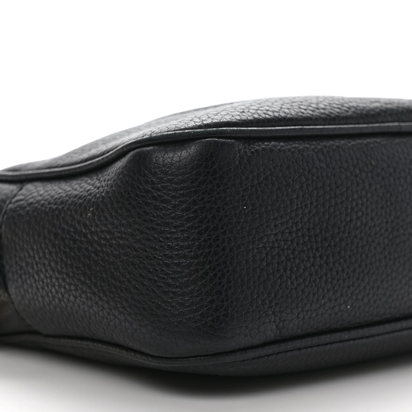 Pebbled Calfskin Small Soho Disco Bag Black