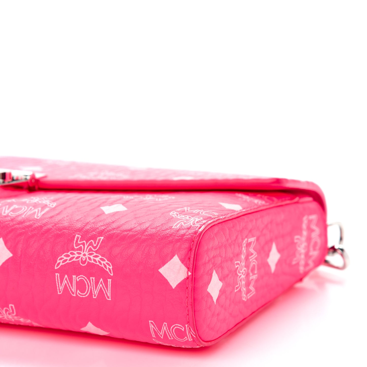 Visetos Medium Patricia Wallet On Chain Pink