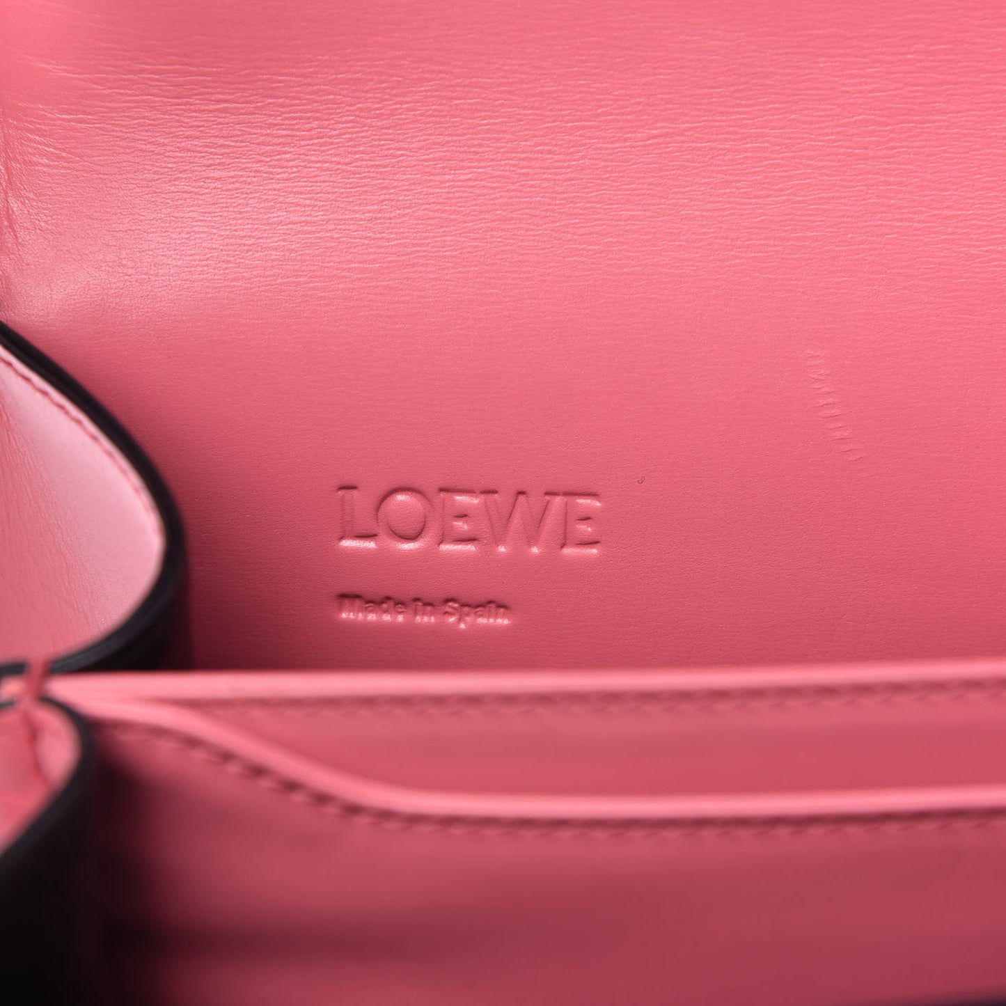 Calfskin Medium Barcelona Shoulder Bag Pink