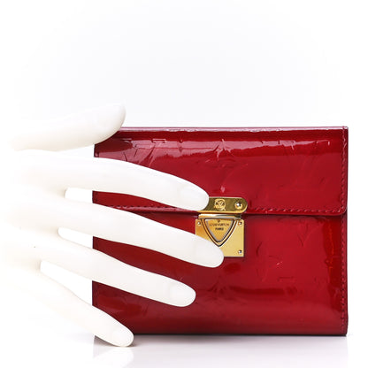 Louis Vuitton Vernis Koala Wallet Pomme D'Amour 2 of 14