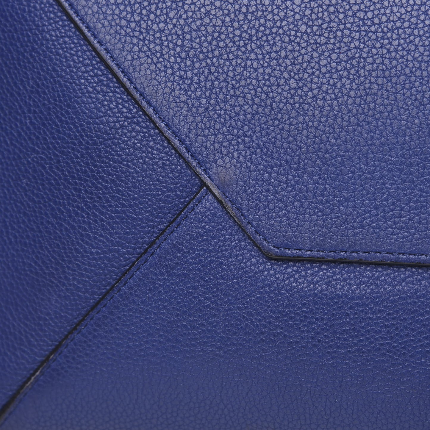Soft Grained Calfskin Medium Belt Cabas Phantom Indigo