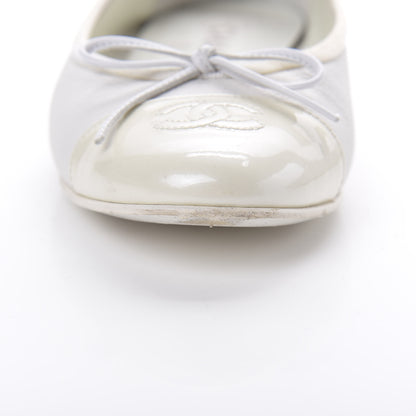 Chanel Calfskin Patent Cap Toe Ballerina Flats 37.5 White 13 of 14