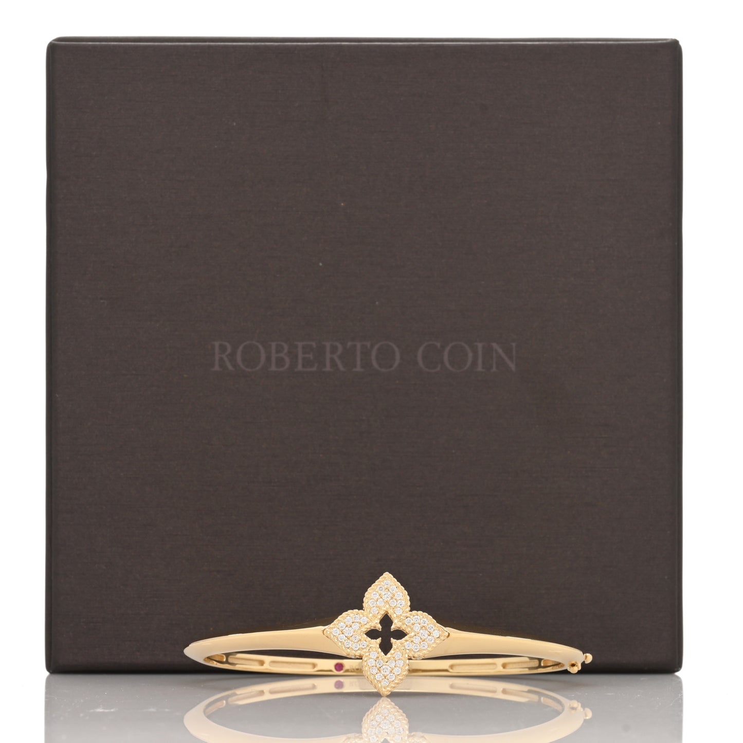 18K Yellow Gold Diamond Venetian Princess Flower Pave Bangle Bracelet