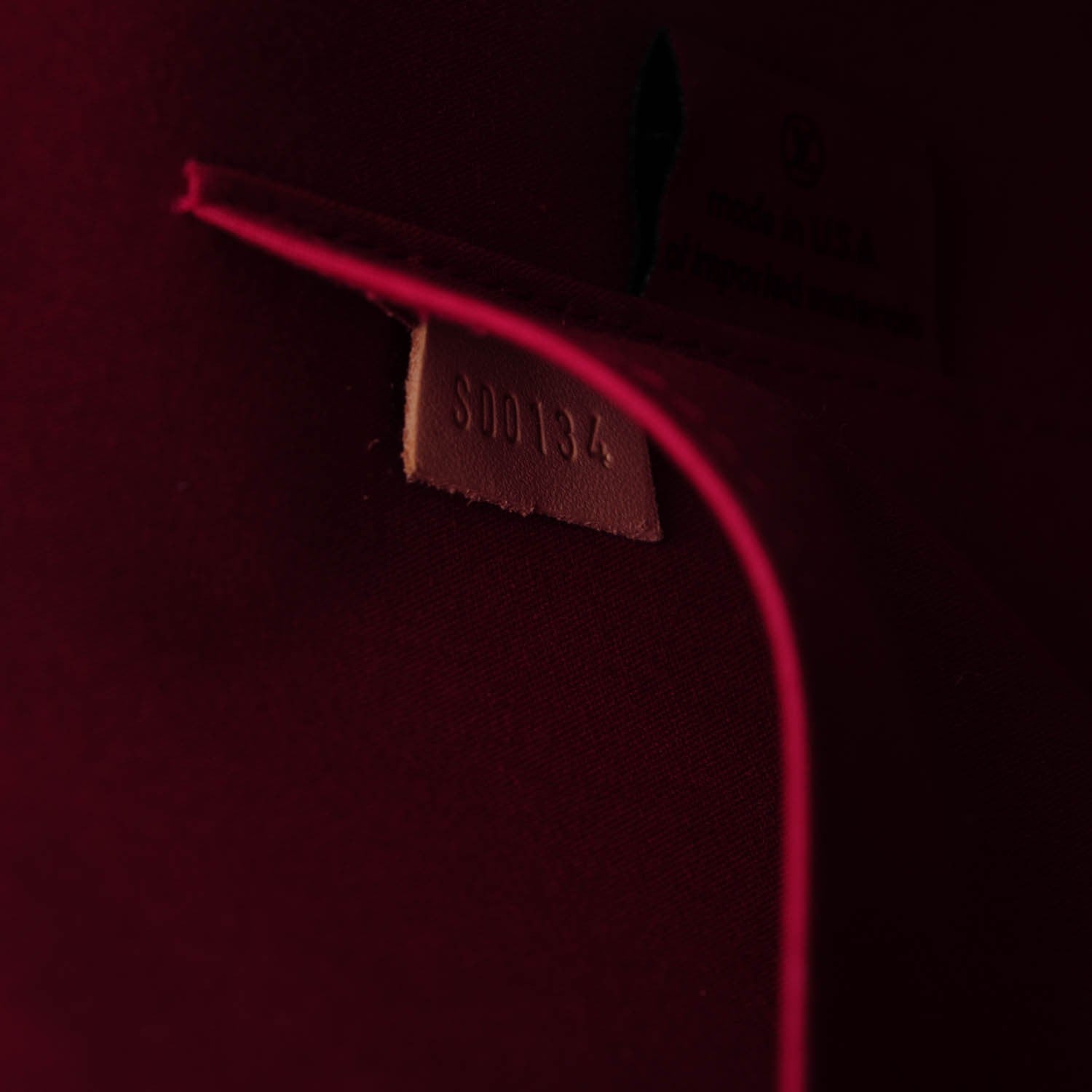 Louis Vuitton Vernis Alma MM Rose Indien 8 of 8