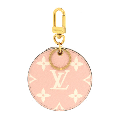 Louis Vuitton Monogram Giant Bag Charm Key Holder Rouge 1 of 3
