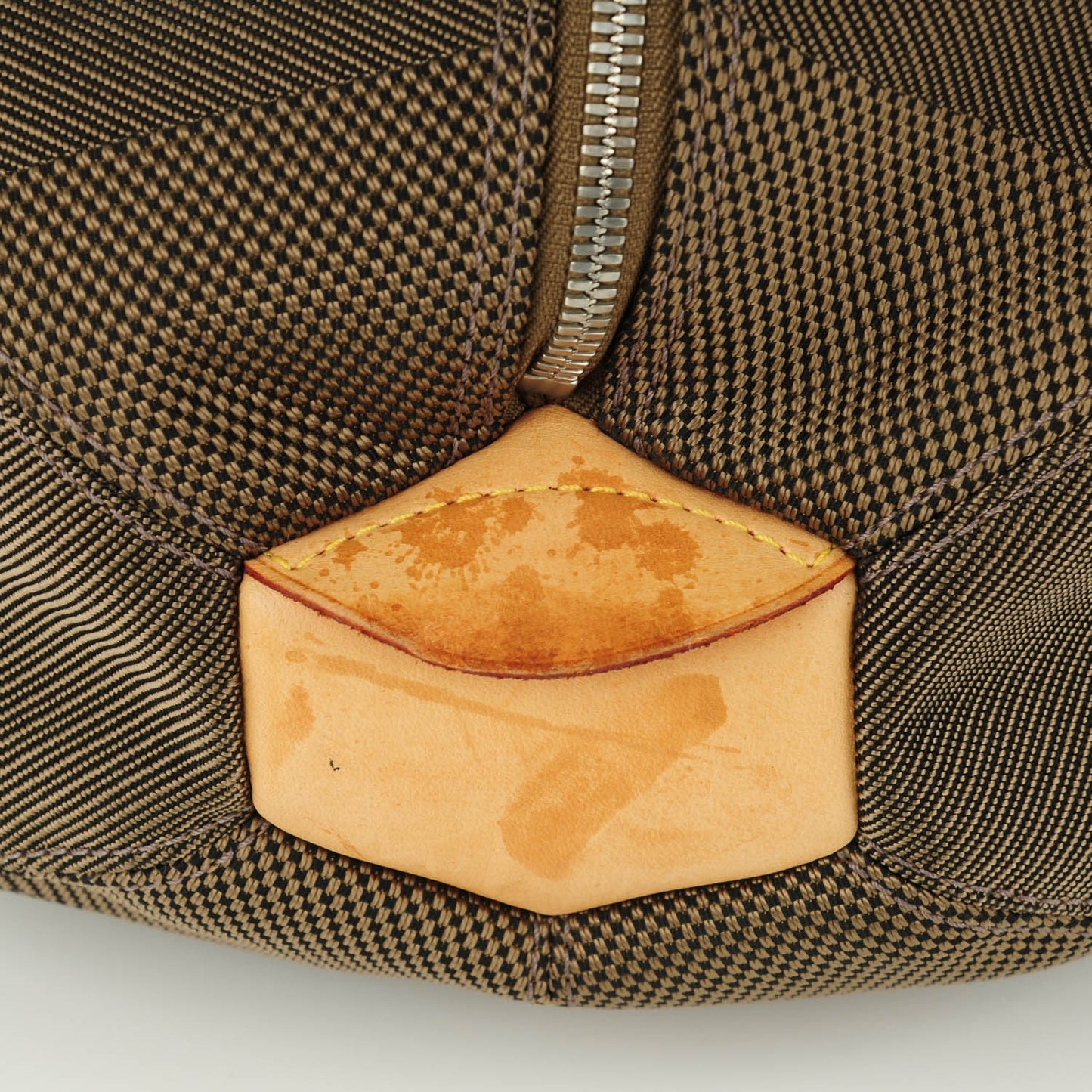 Damier Geant Attaquant Earth
