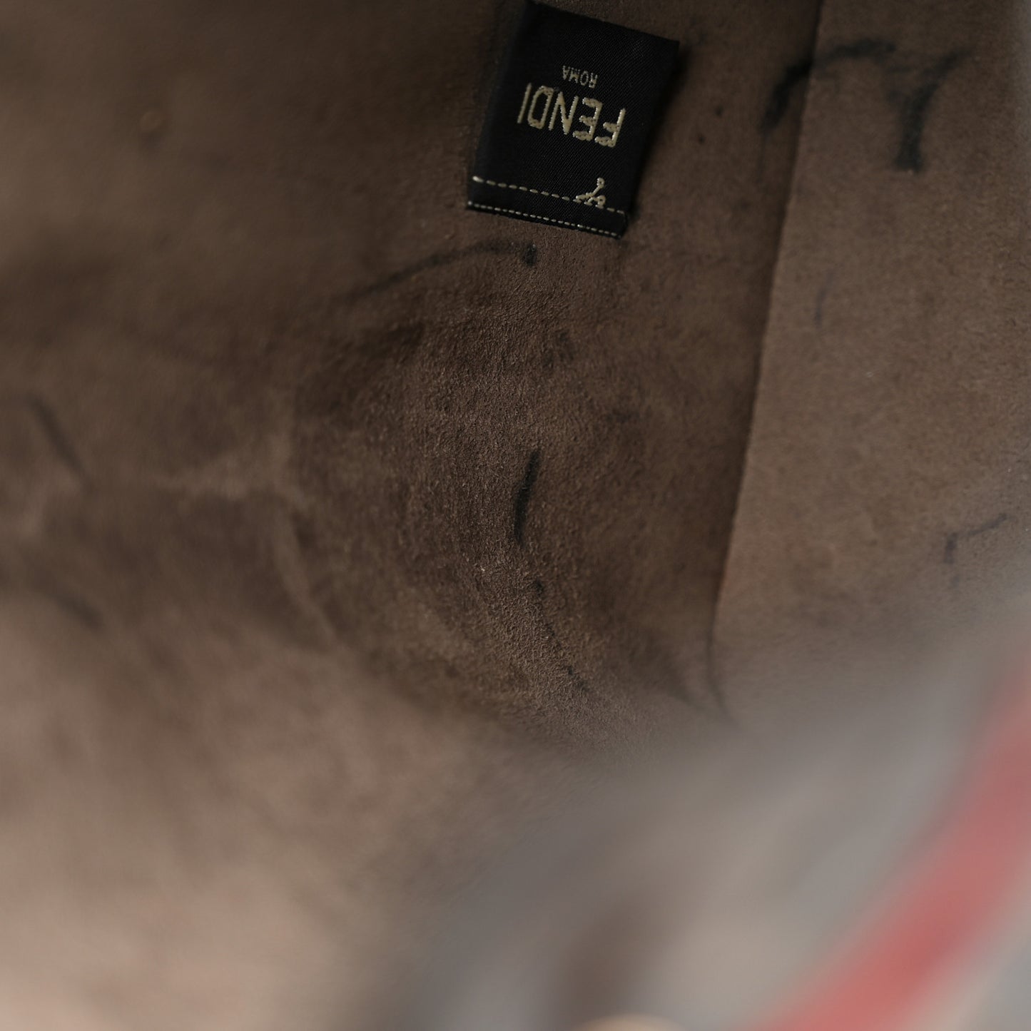 Vitello Grace F is Fendi Bi-Color FF 1974 Embossed Grande Mon Tresor Bucket Bag Maya Black Fragola