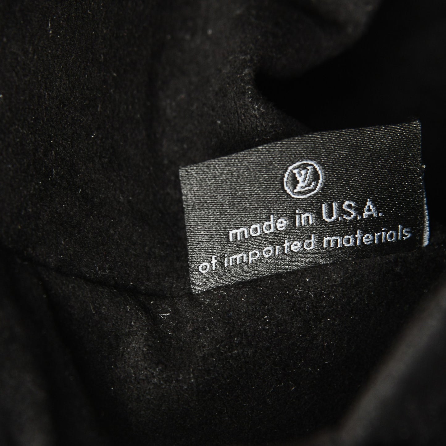 Reverse Monogram Pochette Metis