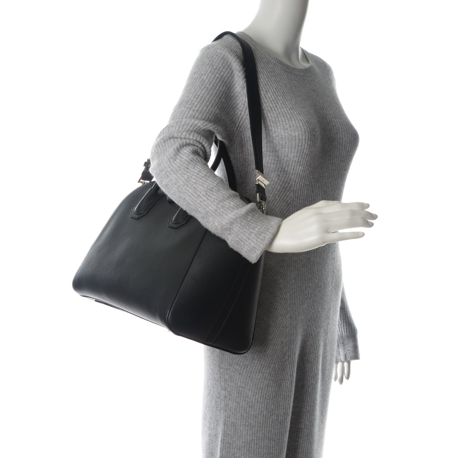 Givenchy Sugar Goatskin Medium Antigona Black 2 of 7