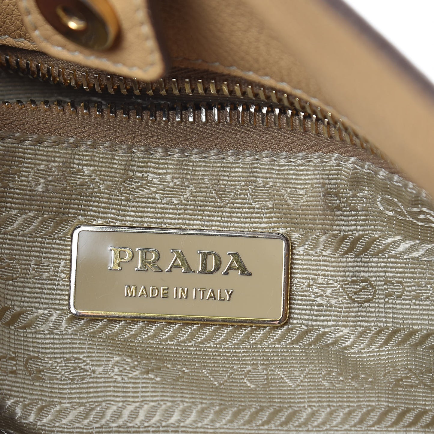 Vitello Daino Side Pocket Hobo Sabbia