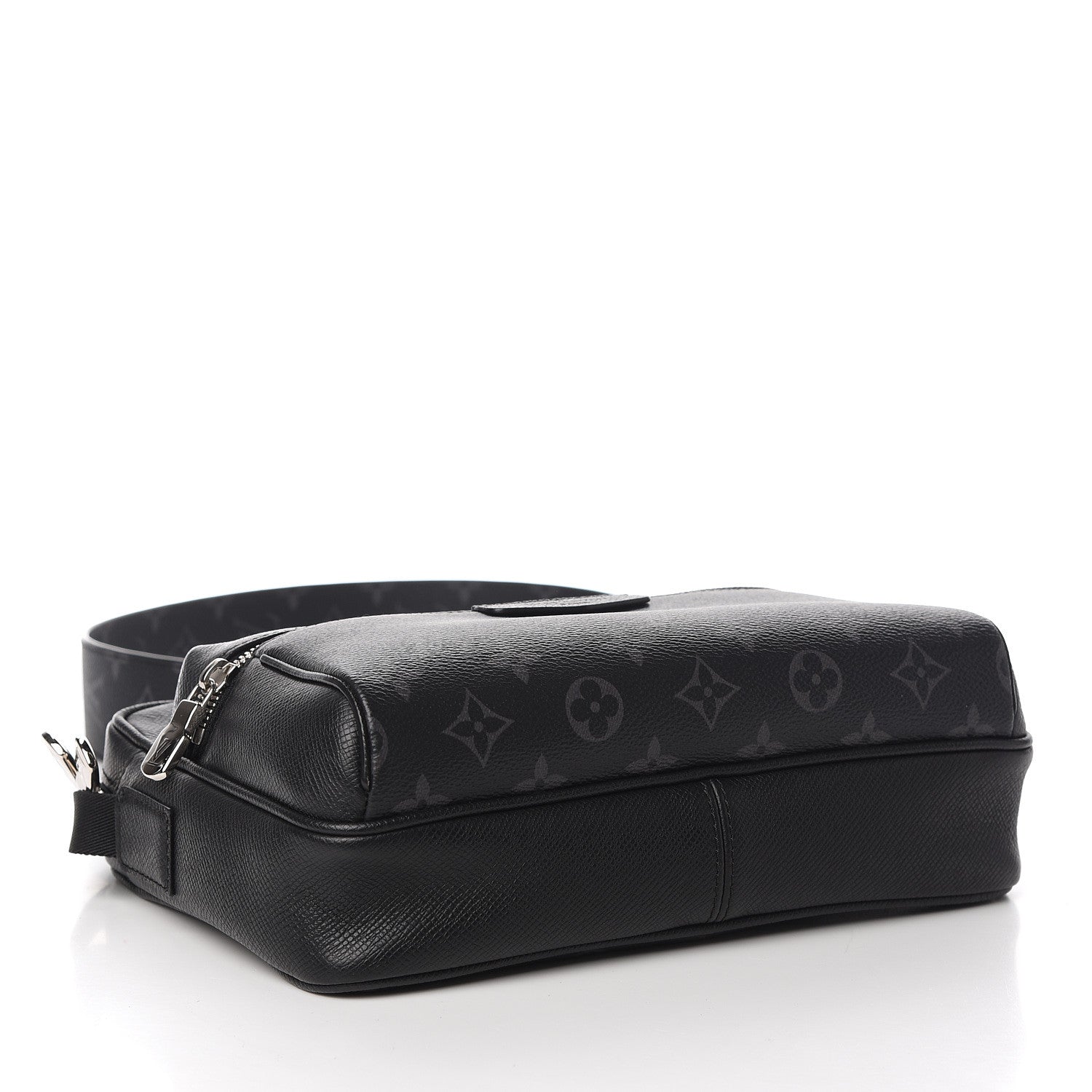 Louis Vuitton Taiga Monogram Eclipse Outdoor Messenger Black 3 of 8